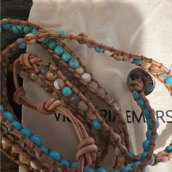 Victoria Emerson wrap bracelet with bag - Picture 4 of 5